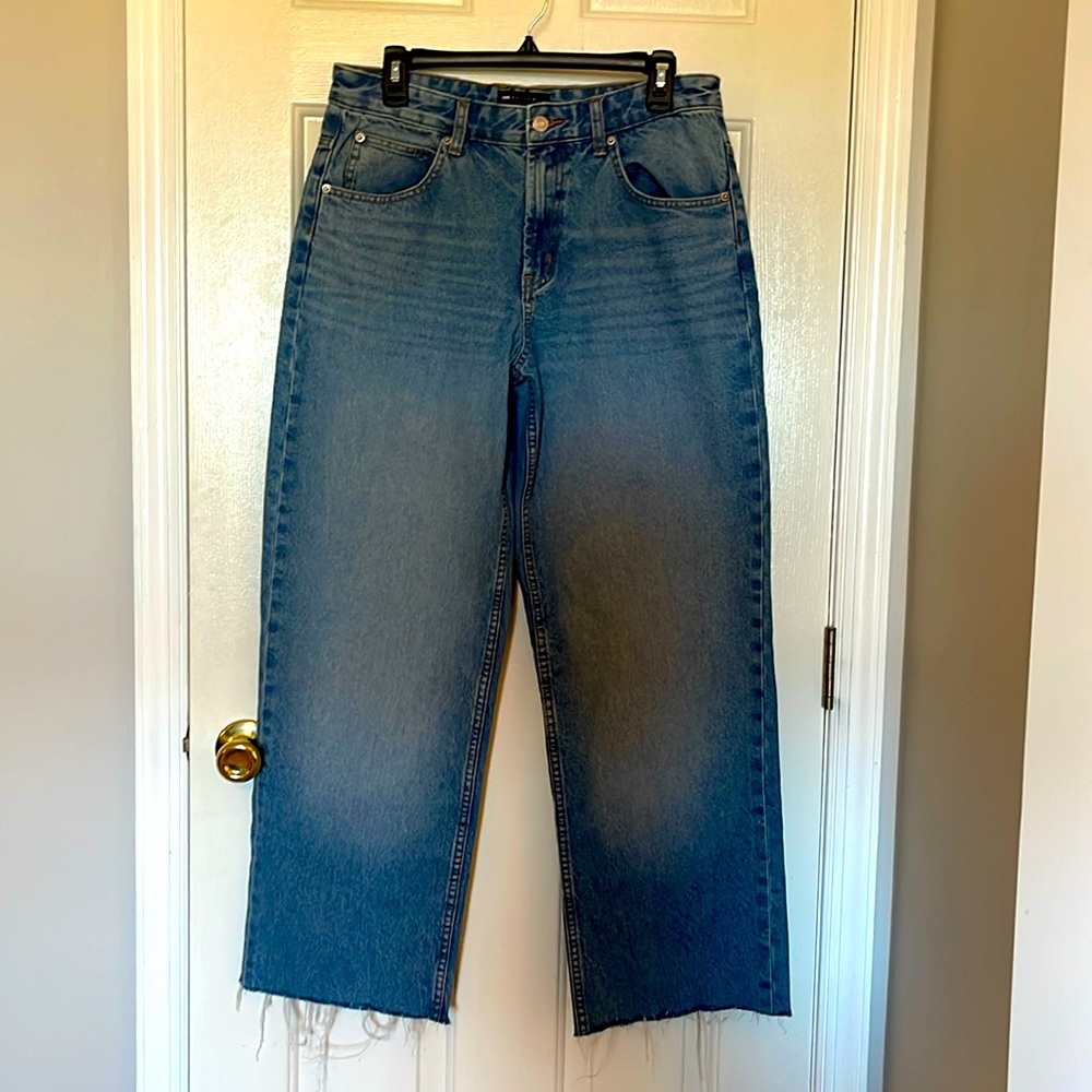 ASOS Design Baggy Boyfriend Ankle Jeans in Mid-Blue